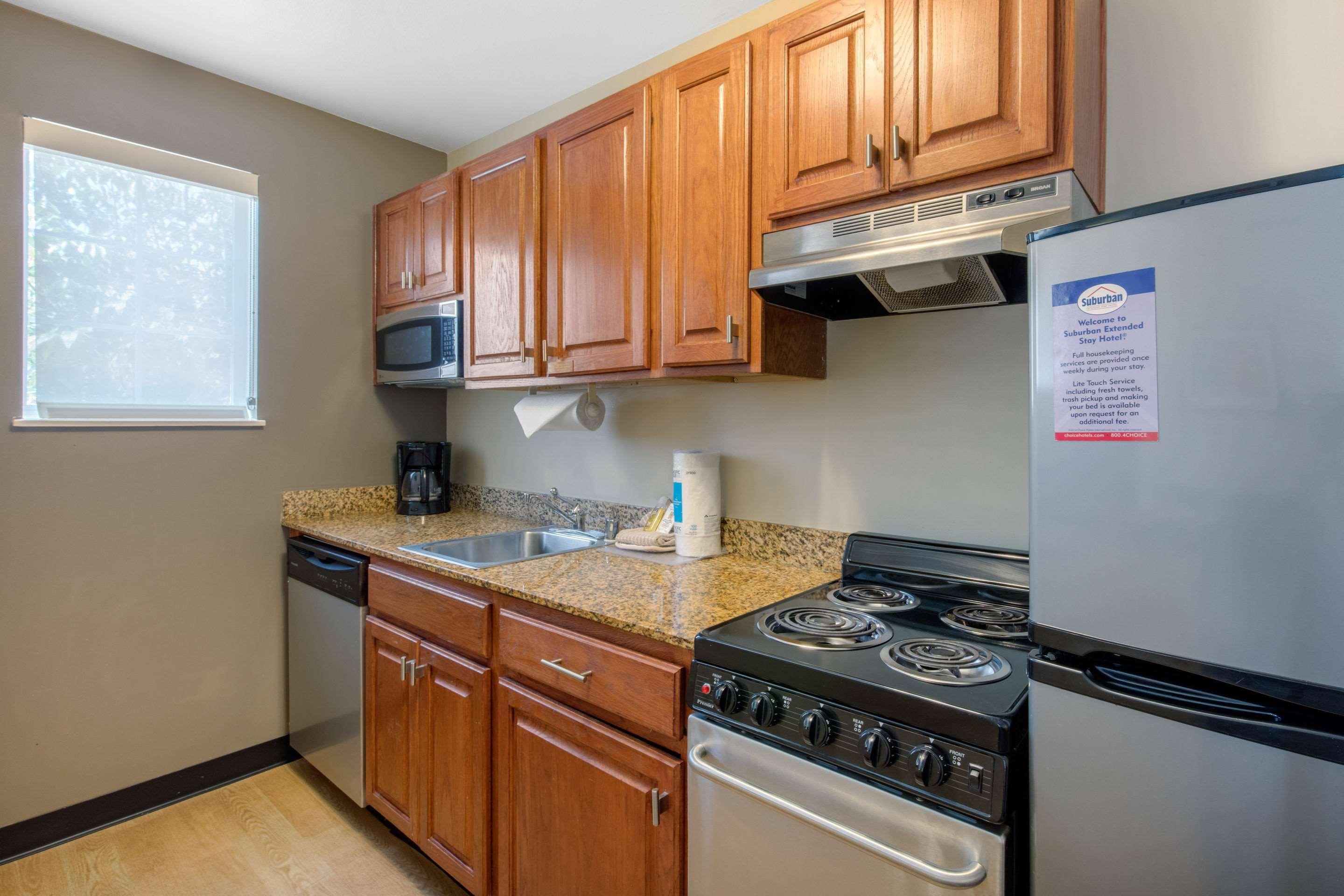 Suburban Studios Birmingham Homewood I-65 Экстерьер фото
