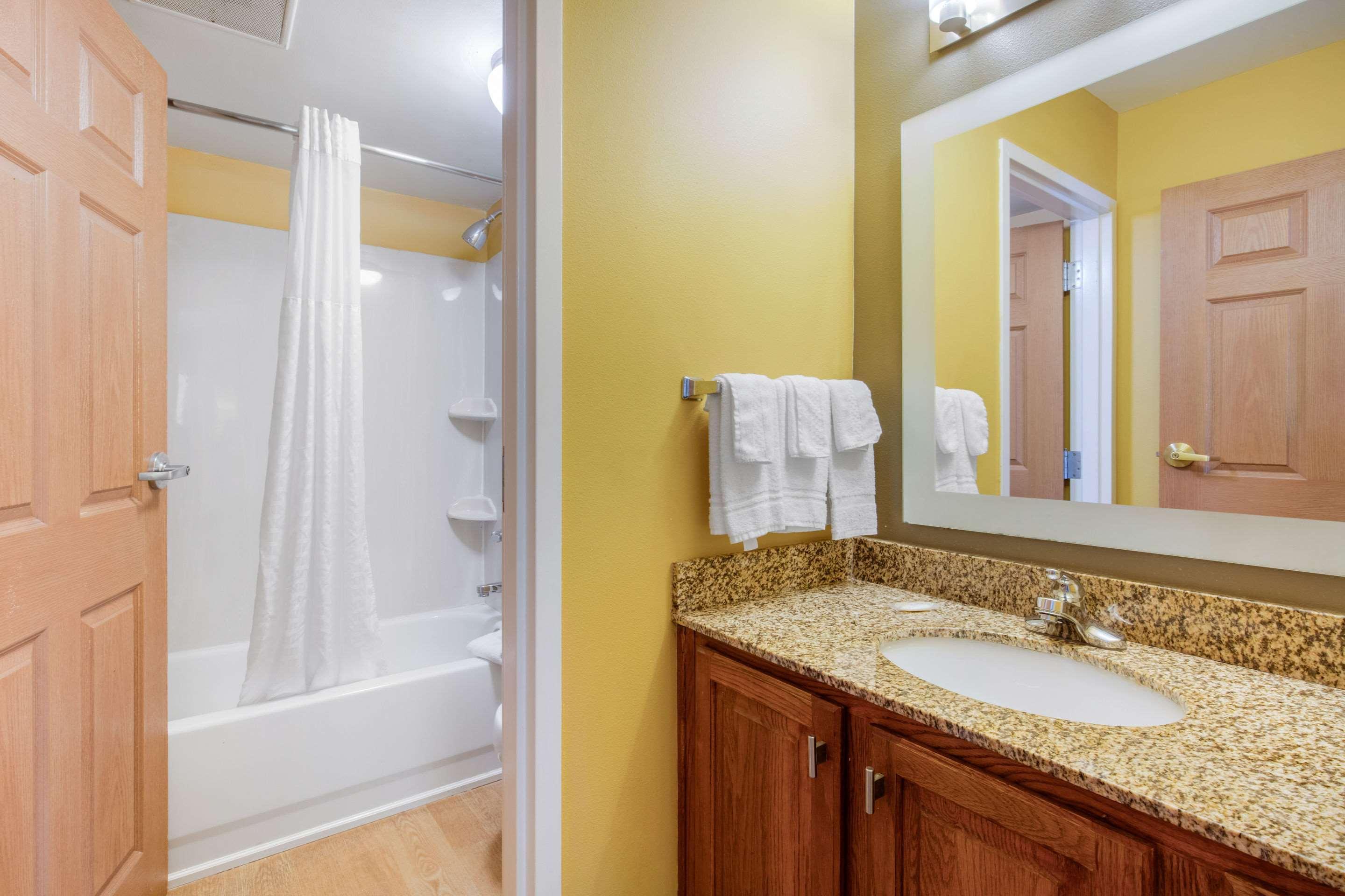 Suburban Studios Birmingham Homewood I-65 Экстерьер фото