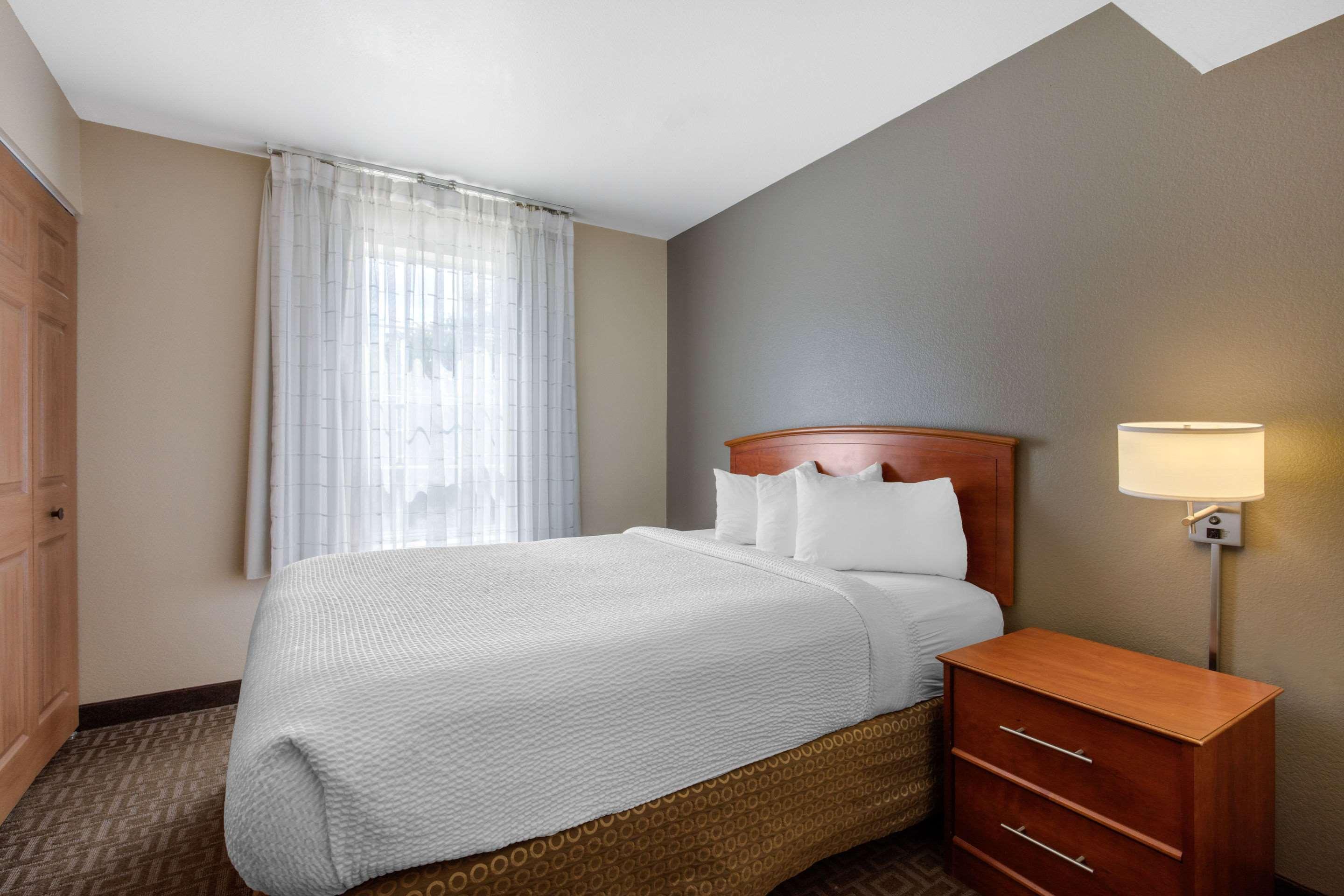 Suburban Studios Birmingham Homewood I-65 Экстерьер фото