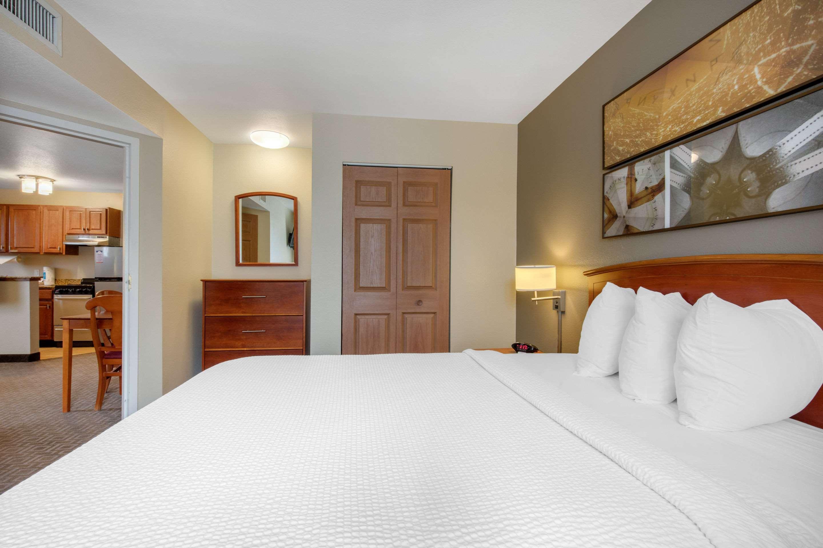 Suburban Studios Birmingham Homewood I-65 Экстерьер фото
