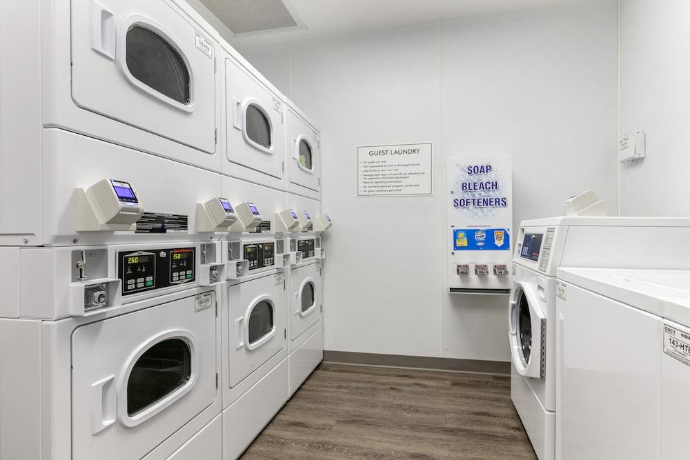 Suburban Studios Birmingham Homewood I-65 Экстерьер фото